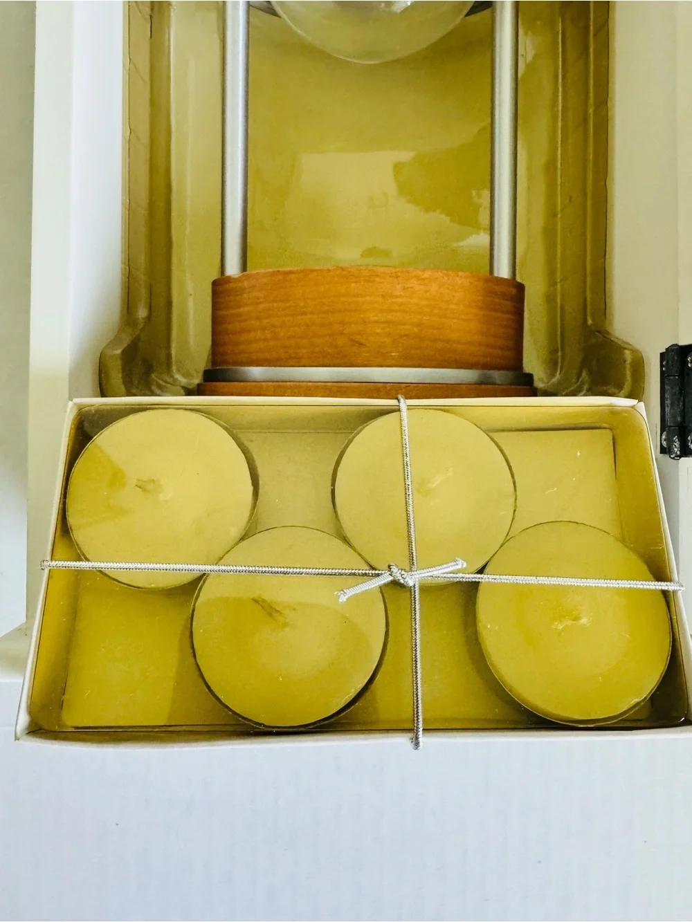 Aroma Therapy Diffuser 4 Pure Essential Oils ,Tea Lights in 14” wood Cabinet